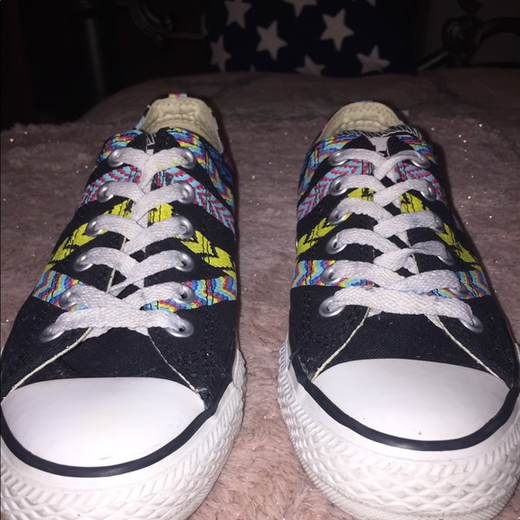 Cute Converse shoes💕 - Picture 1 of 5